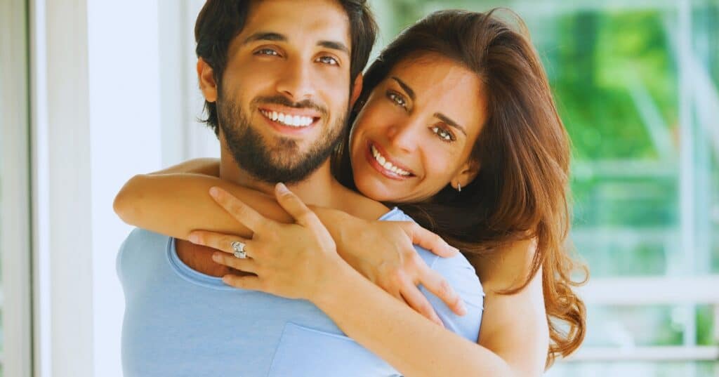 couples guide to teeth whitening for valentines day